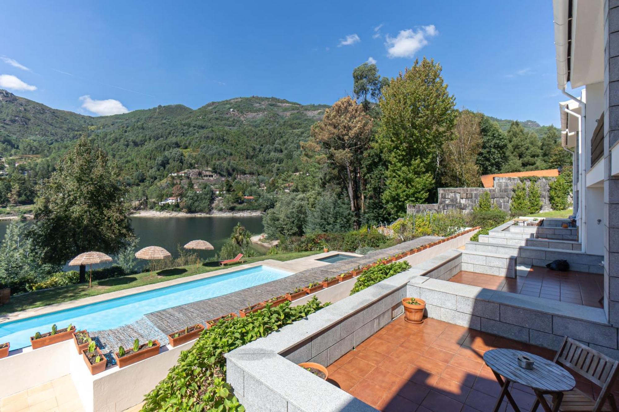 Selina Geres Hotel Terras de Bouro Ngoại thất bức ảnh