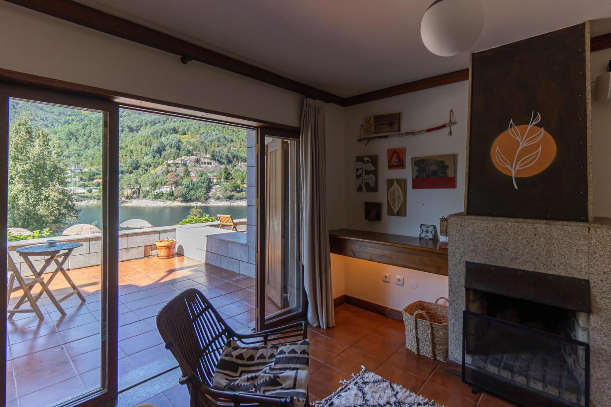 Selina Geres Hotel Terras de Bouro Phòng bức ảnh